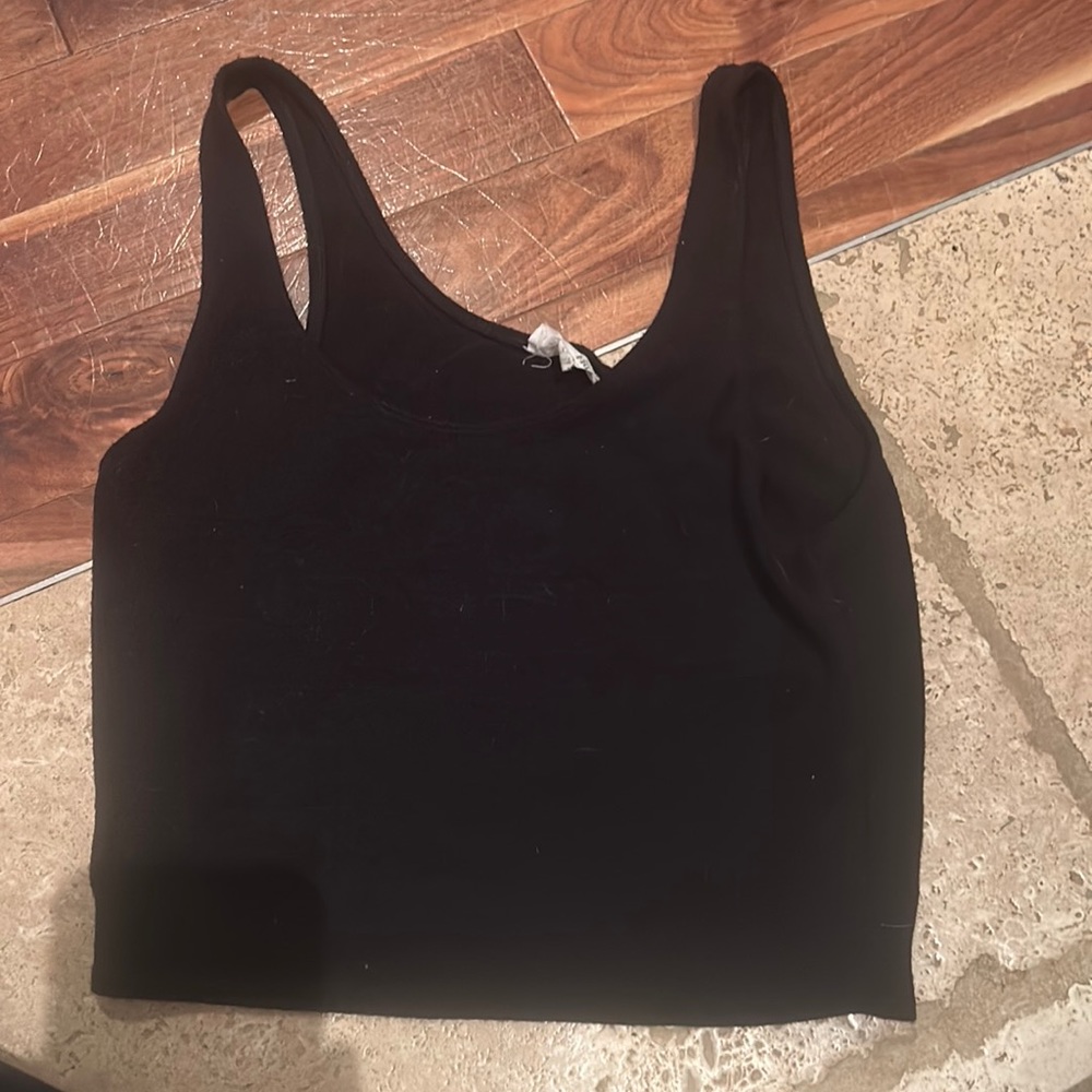 Size xs crop top. Xo